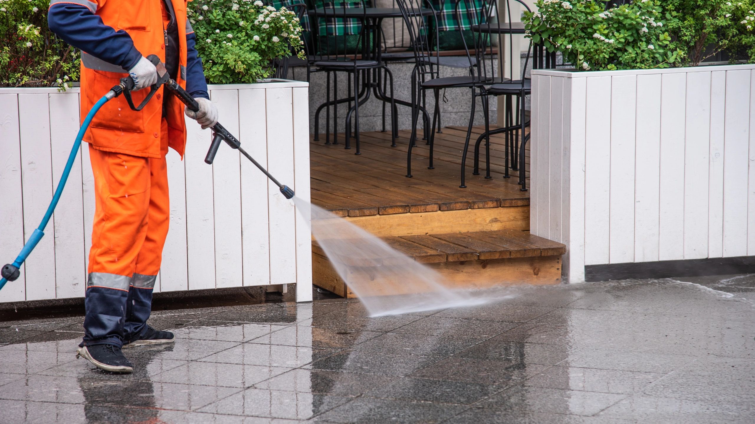Eco-friendly cleaning in progress